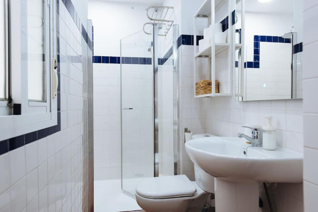 Ad2B Apartment, 300M From Cathedral With 2Br Siviglia Esterno foto